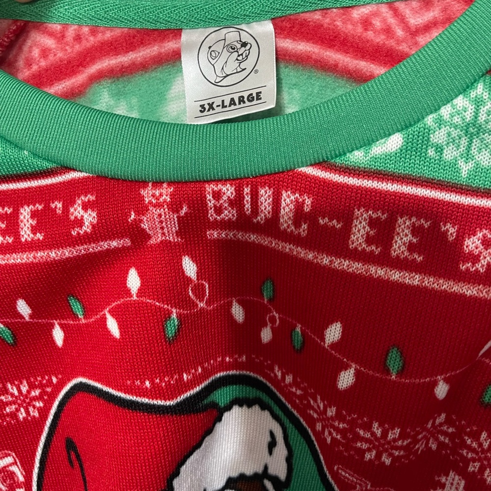 Buc-ee's Red and Green Holiday Sweater - Picture 5 of 5
